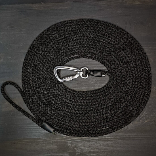 Melna poliestera pavada, 6 / 8 mm bieza