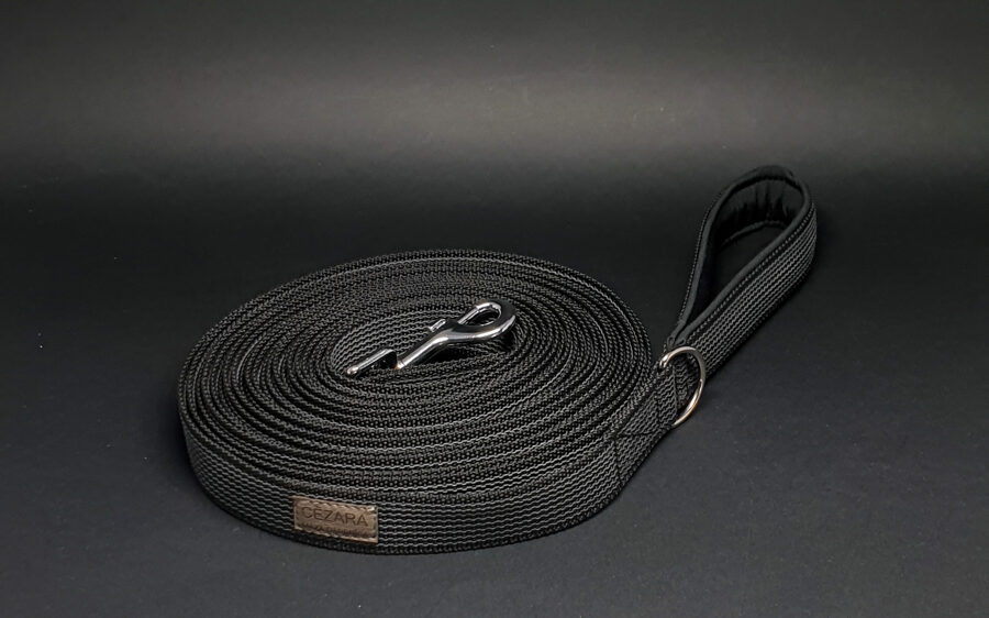 Polipropilēna pavada ar neslīdošu gumijas pārklājumu, 2,5cm plata